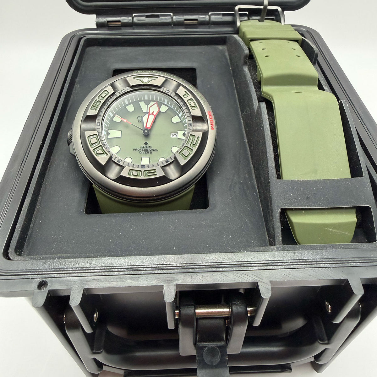 PRELOVED Reloj Citizen Man Promaster Diver's en Acero BJ8057-17X